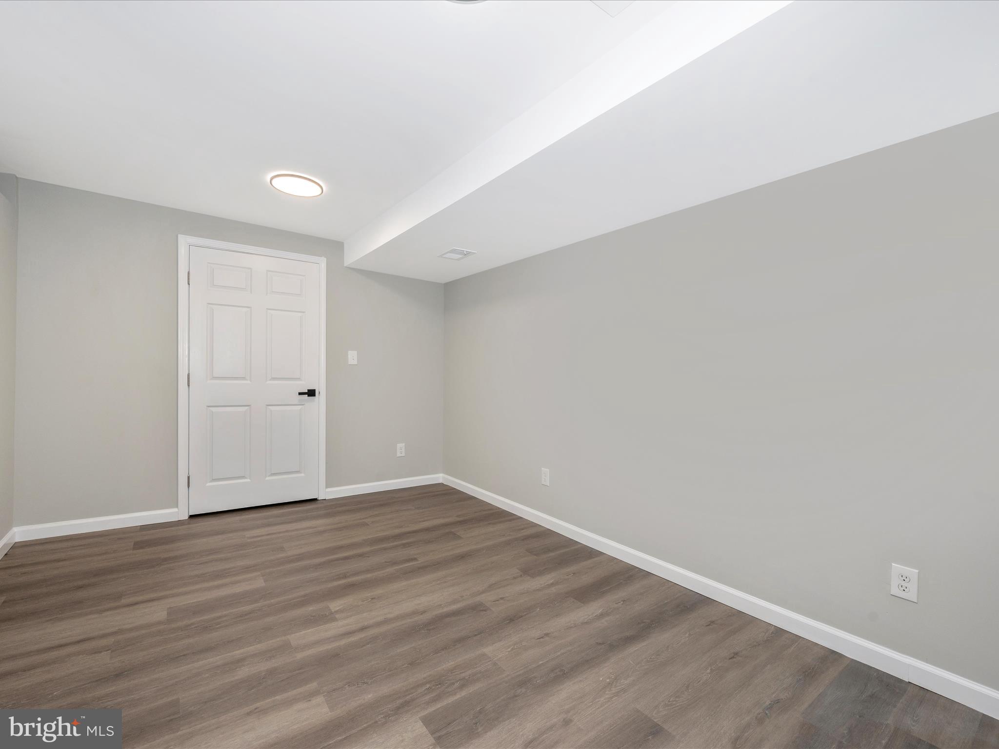 POTOMAC CHASE - Residential