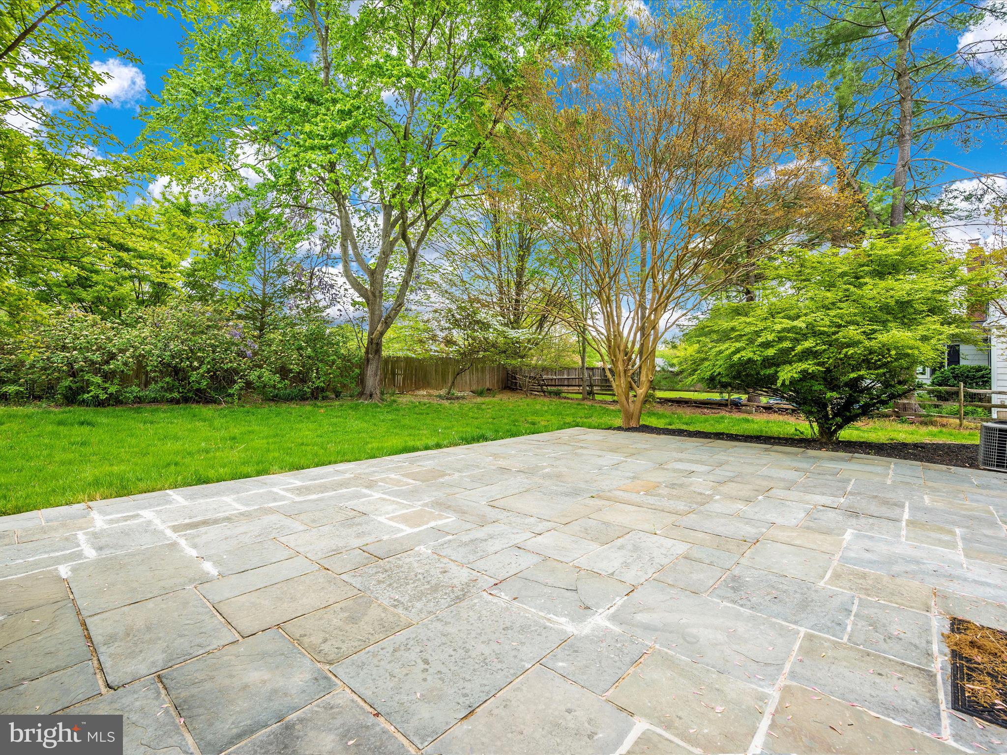 POTOMAC CHASE - Residential