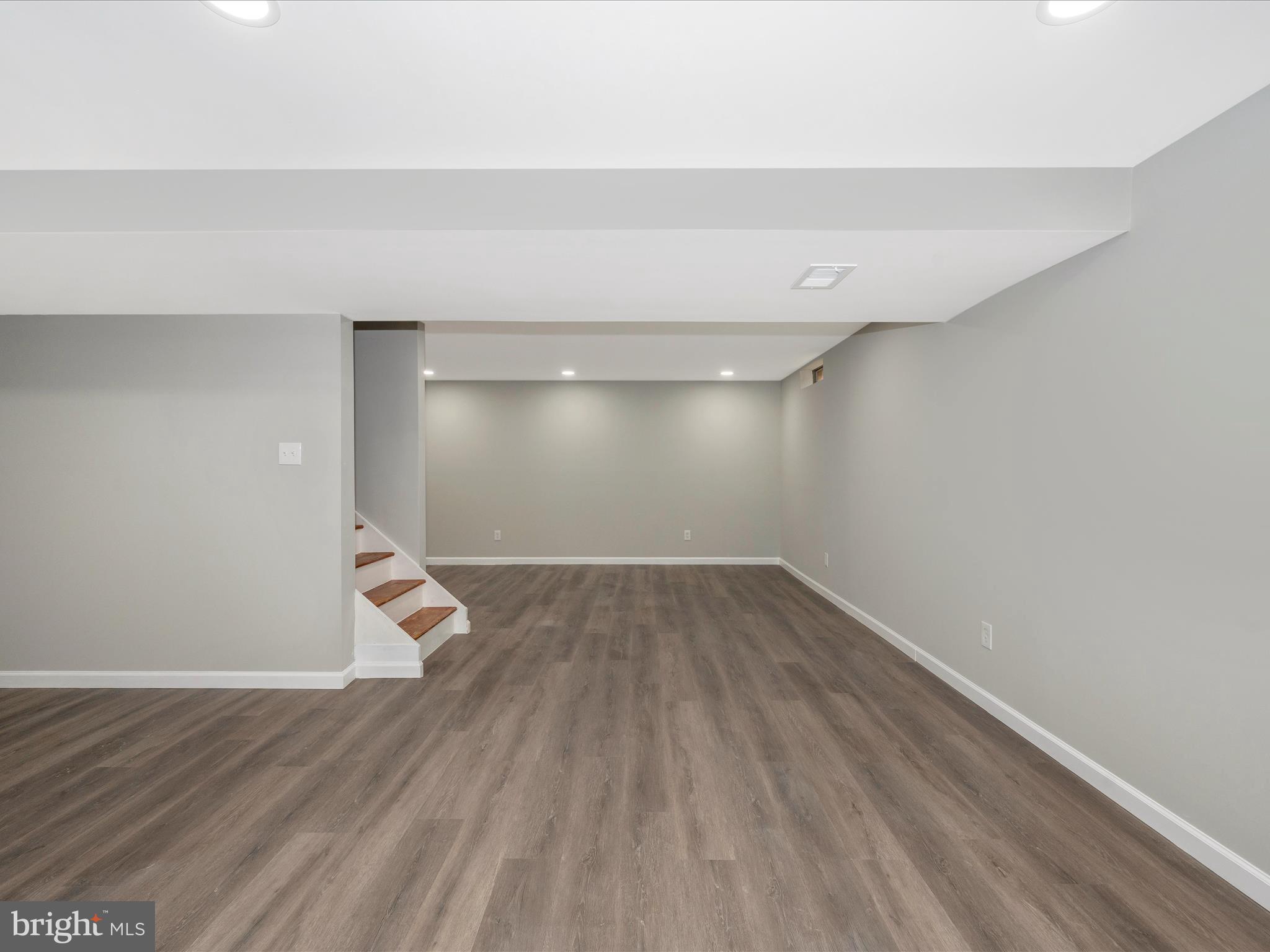 POTOMAC CHASE - Residential