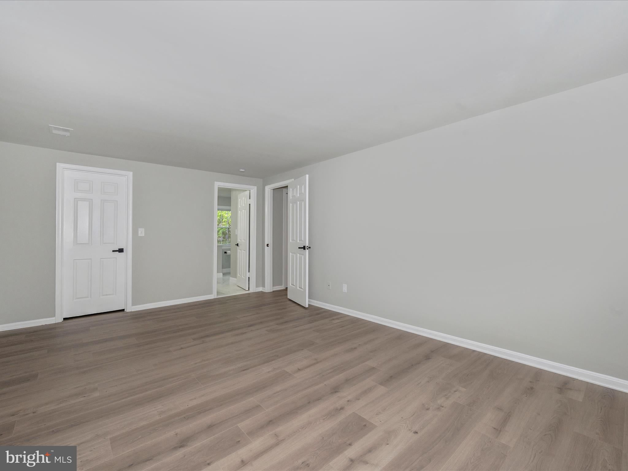 POTOMAC CHASE - Residential