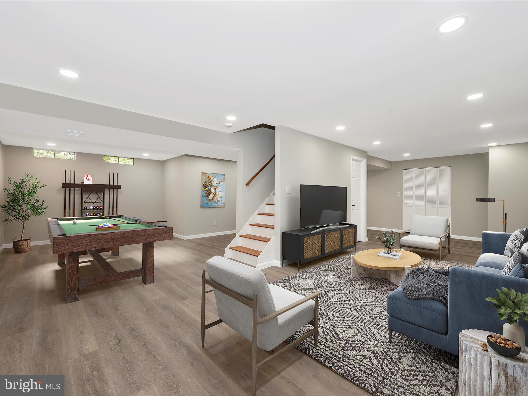 POTOMAC CHASE - Residential