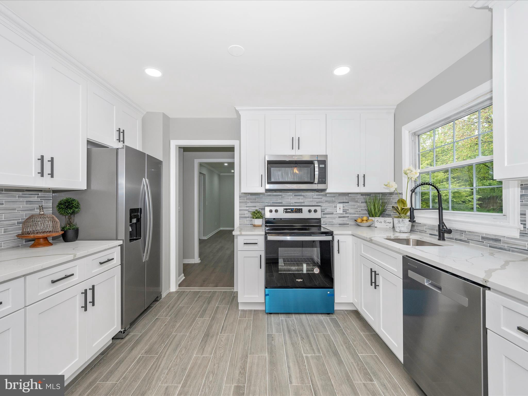 POTOMAC CHASE - Residential