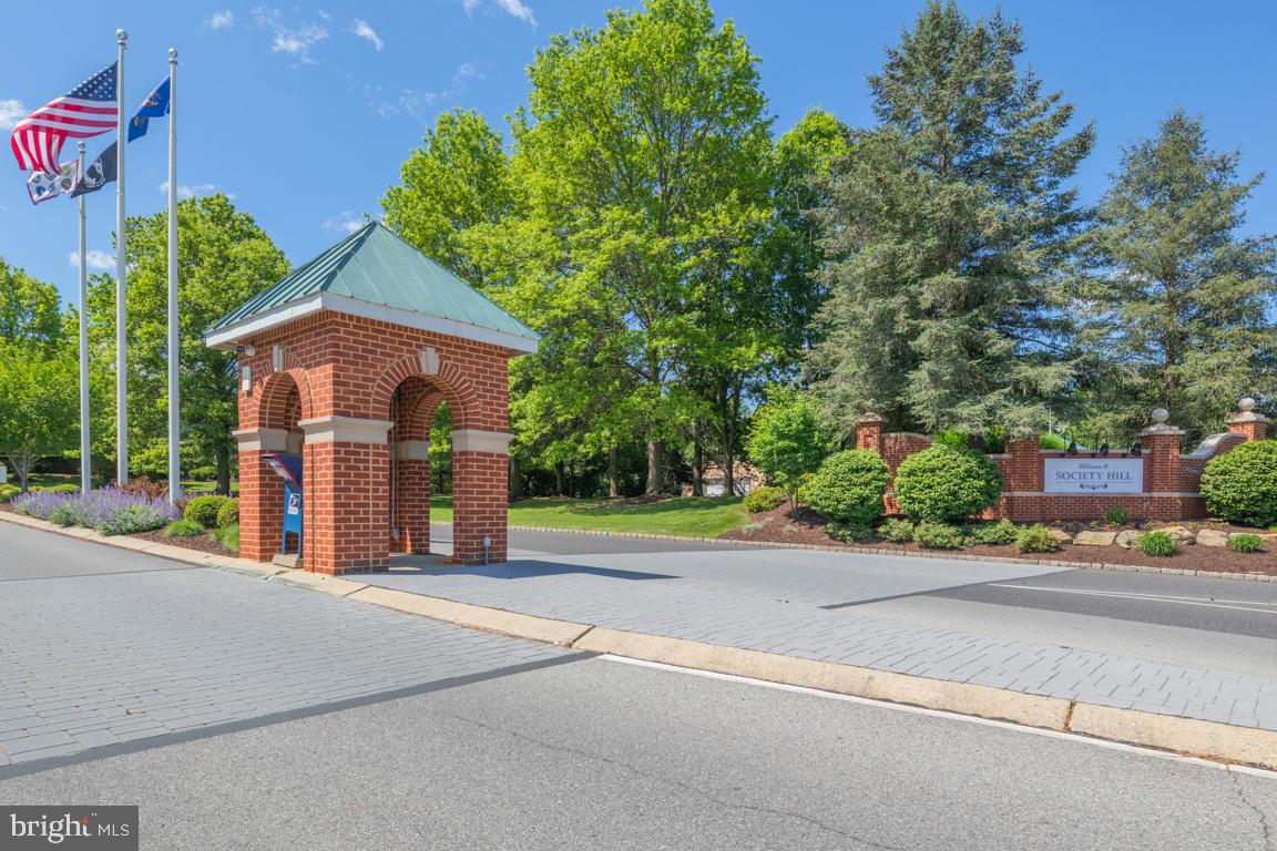 SOCIETY HILL - Residential