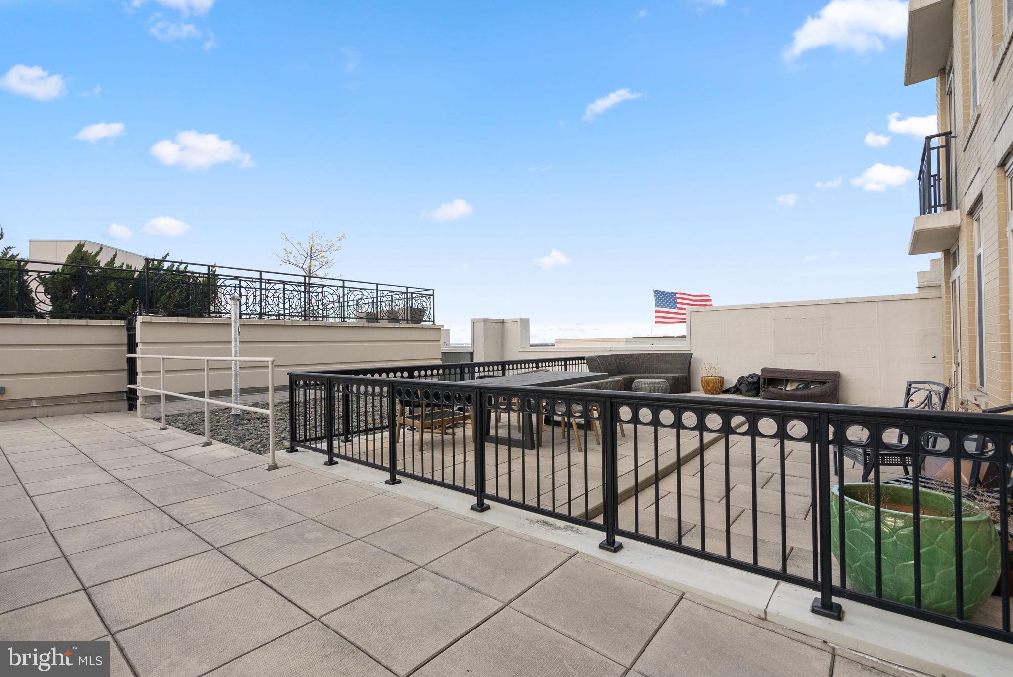 FLEET STREET CONDOMINIUMS - Residential