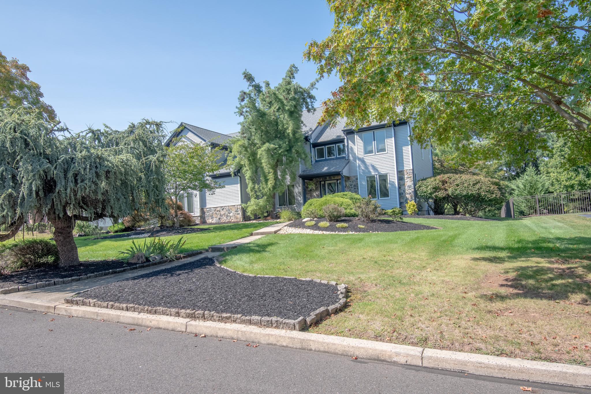 52 DALTON WAY
