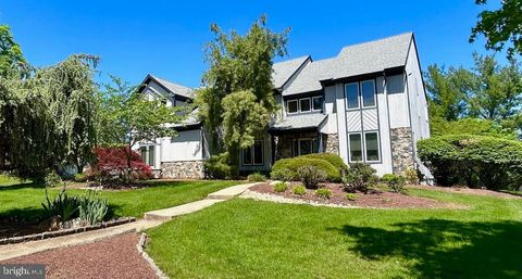 52 DALTON WAY SOUTHAMPTON PA 18966