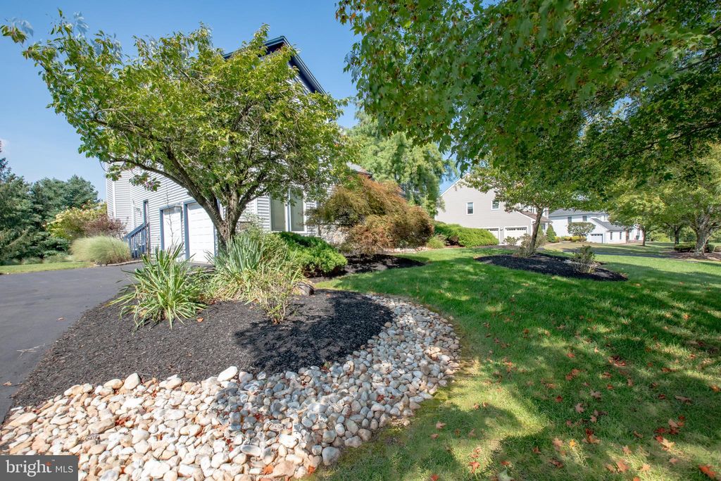 Photo of 52 Dalton Way, SOUTHAMPTON, PA 18966 (MLS # PABU2095614)