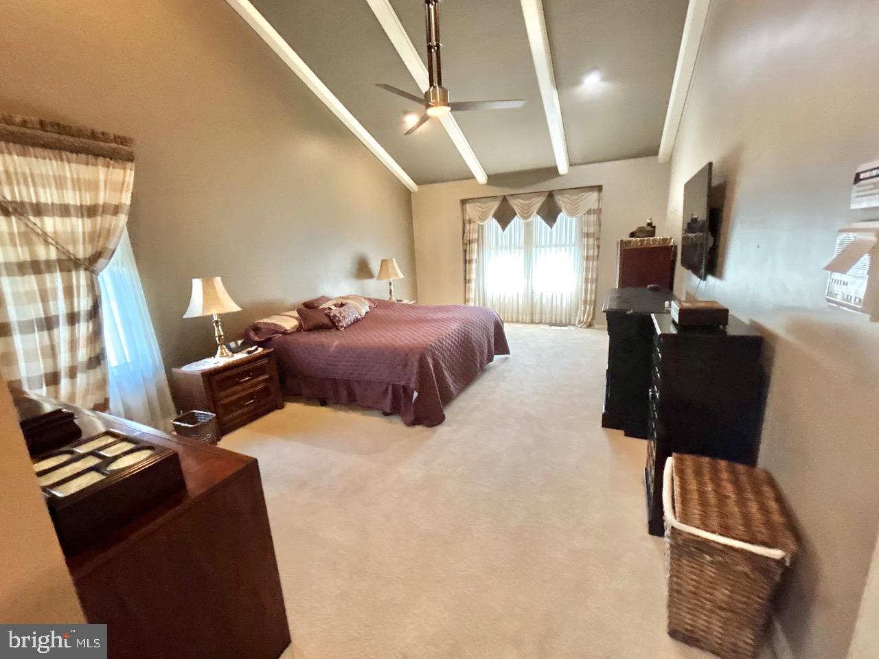 HILLS AT NORTHAMPT - Residential