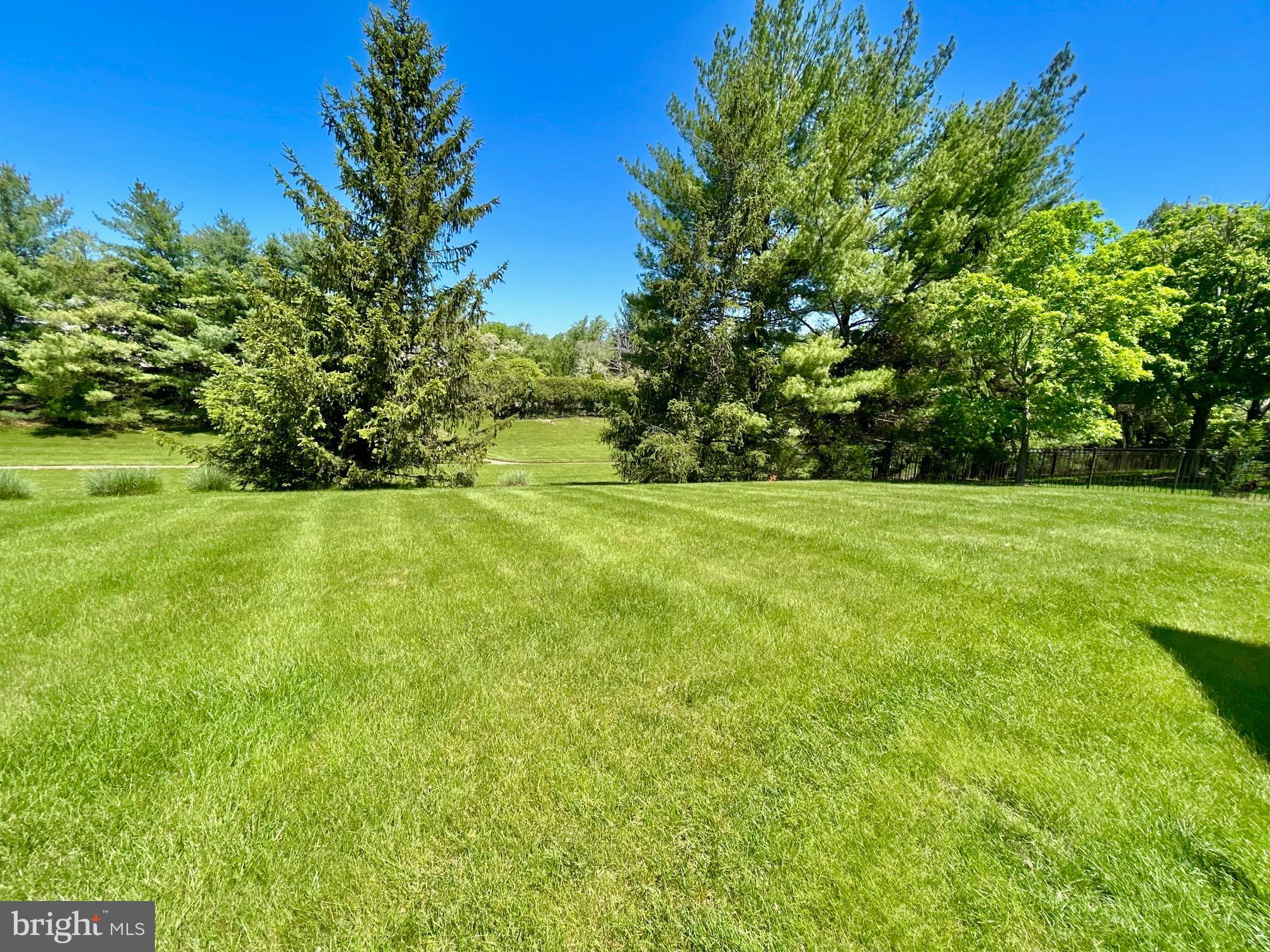 HILLS AT NORTHAMPT - Residential