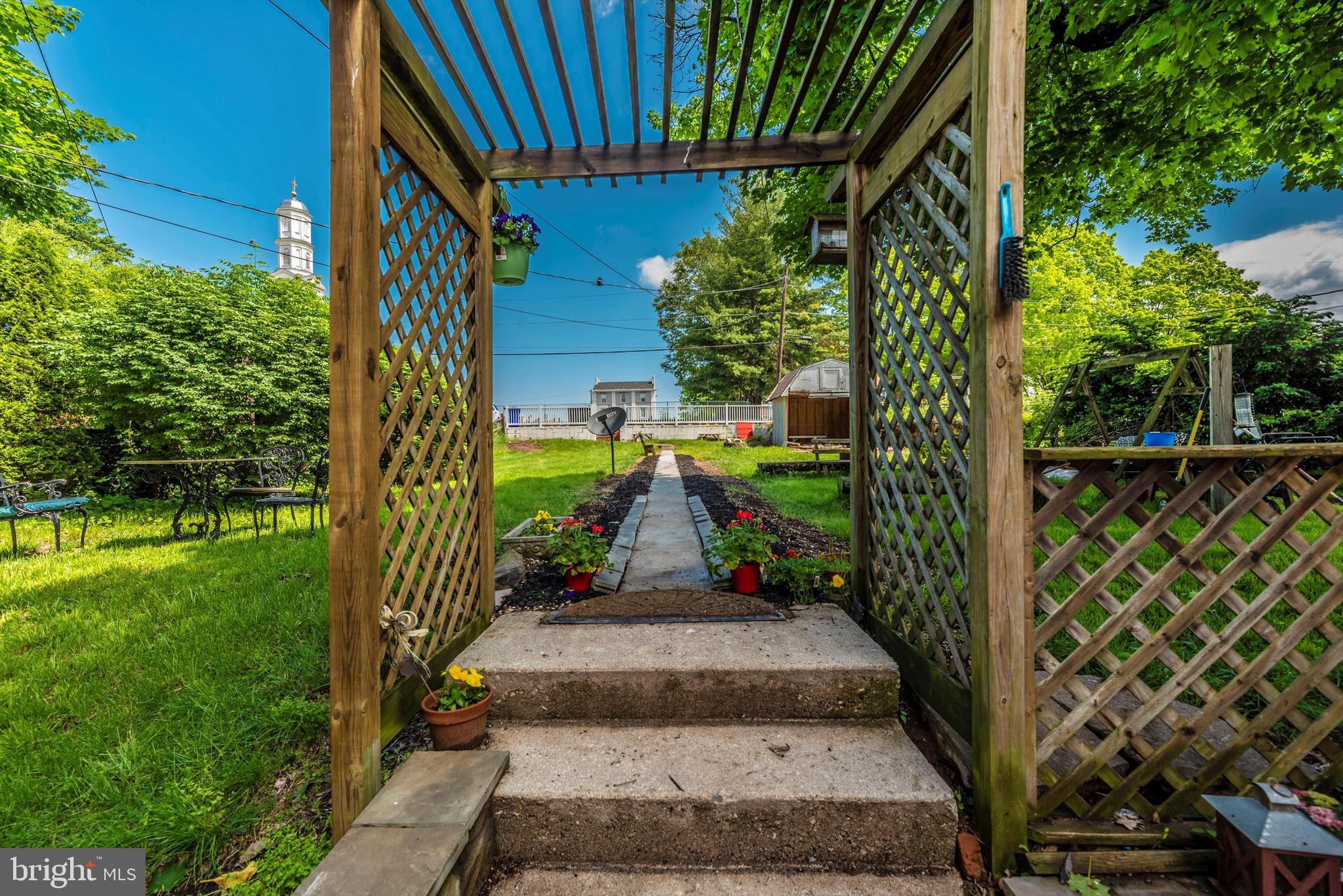 EMMITSBURG - Commercial Sale