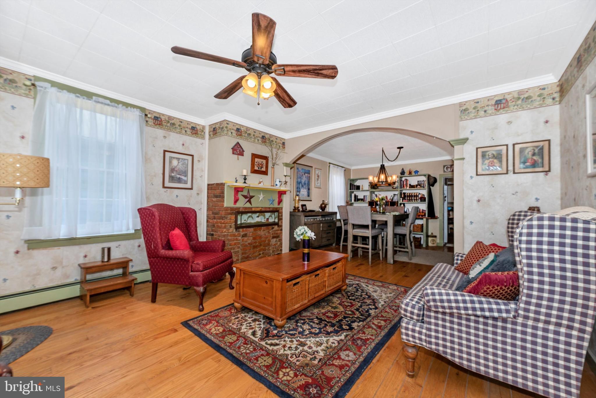 EMMITSBURG - Commercial Sale