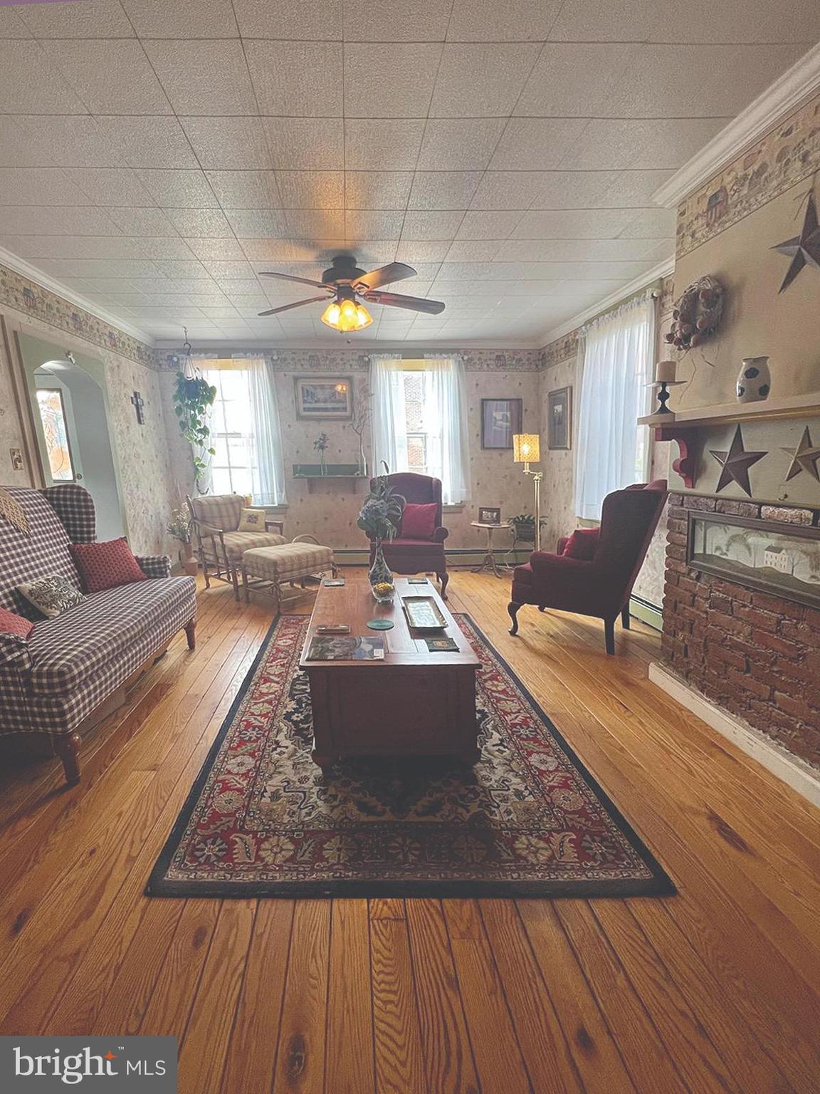 EMMITSBURG - Commercial Sale