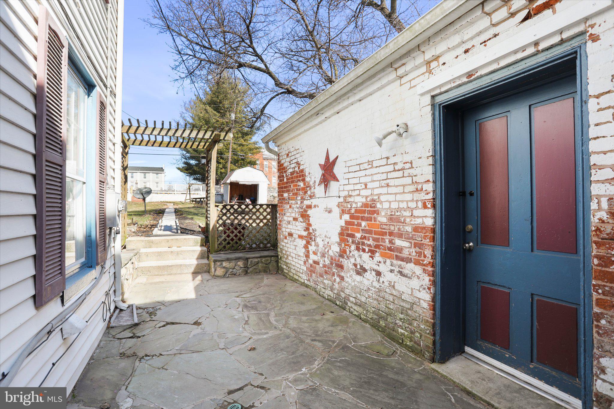 EMMITSBURG - Commercial Sale