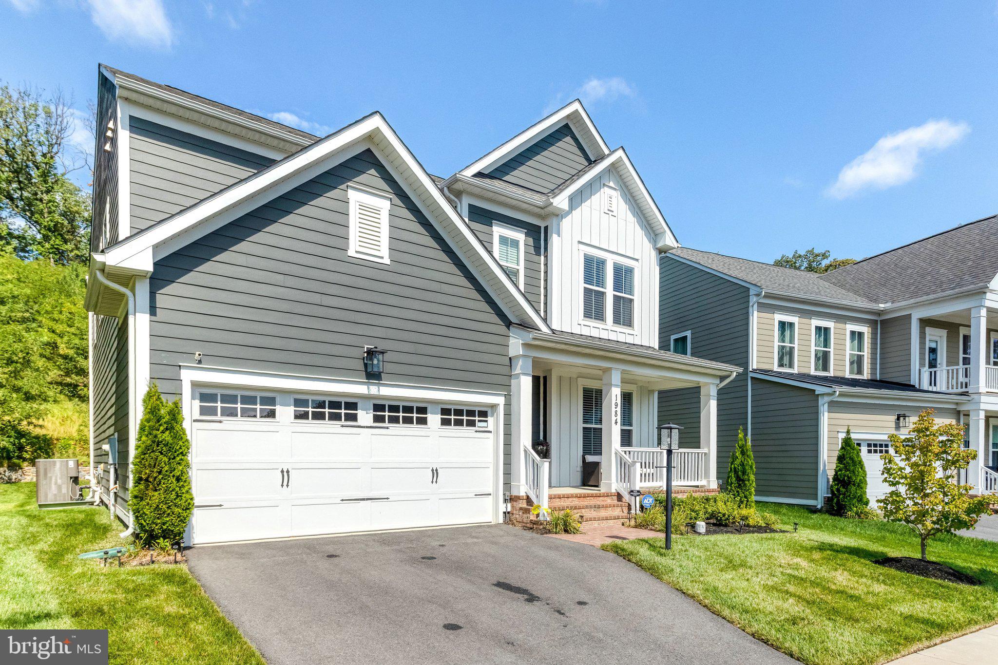 1984 SILVER SYCAMORE LANE