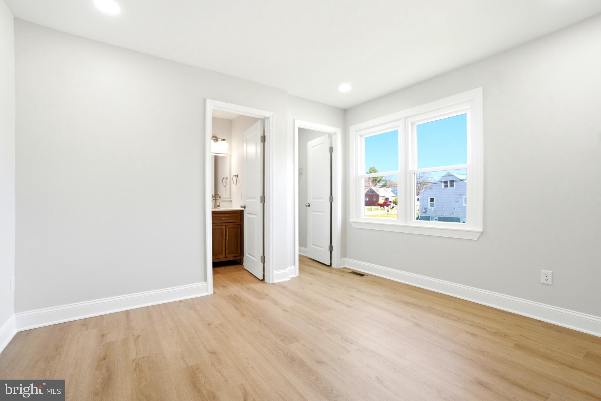 HILLTOP PARK - Residential