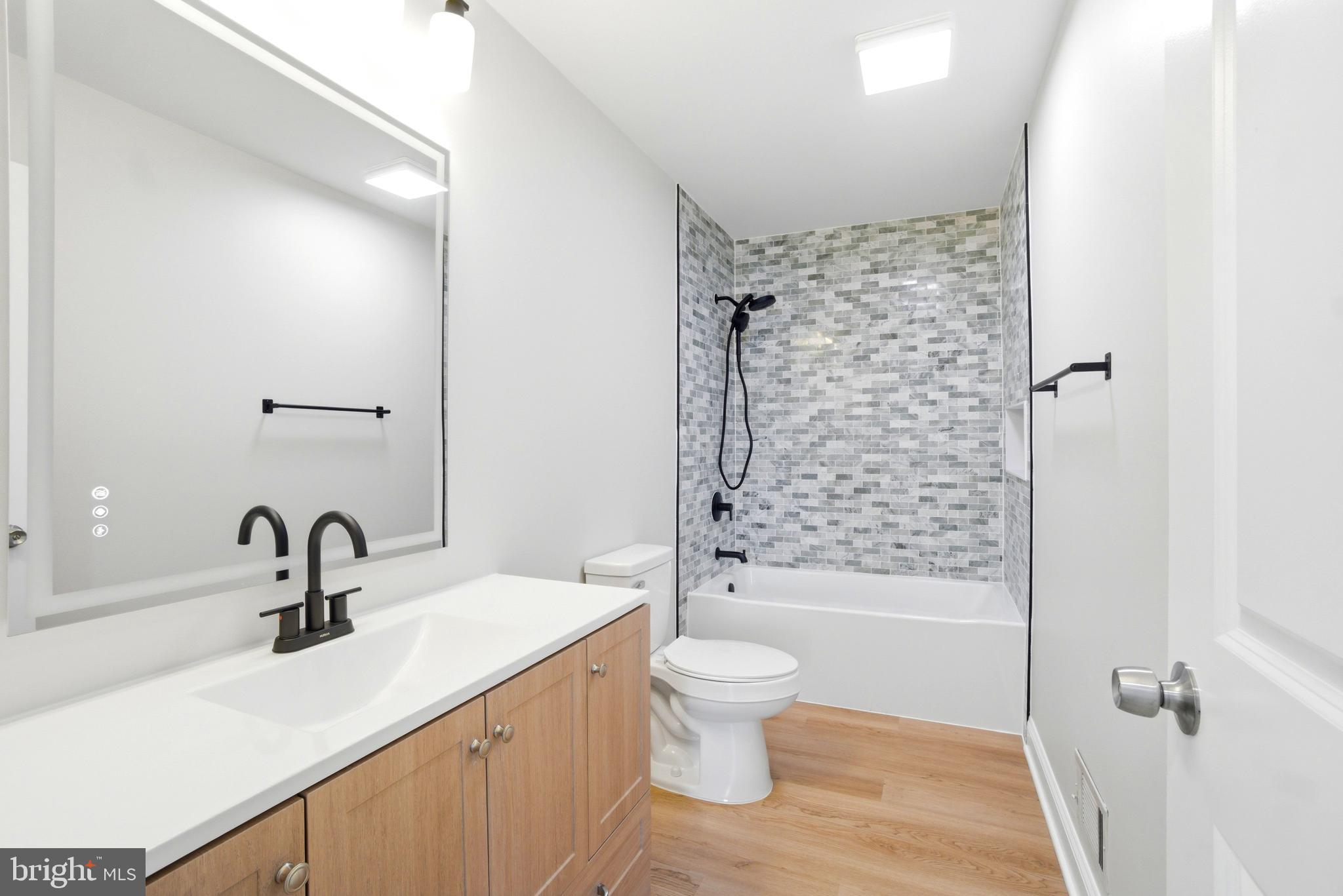 HILLTOP PARK - Residential