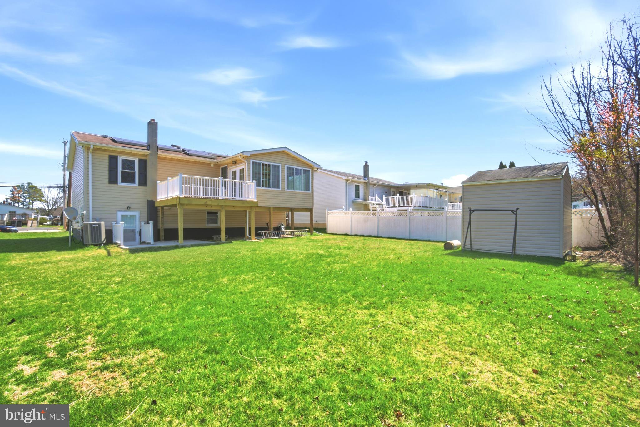 HILLTOP PARK - Residential