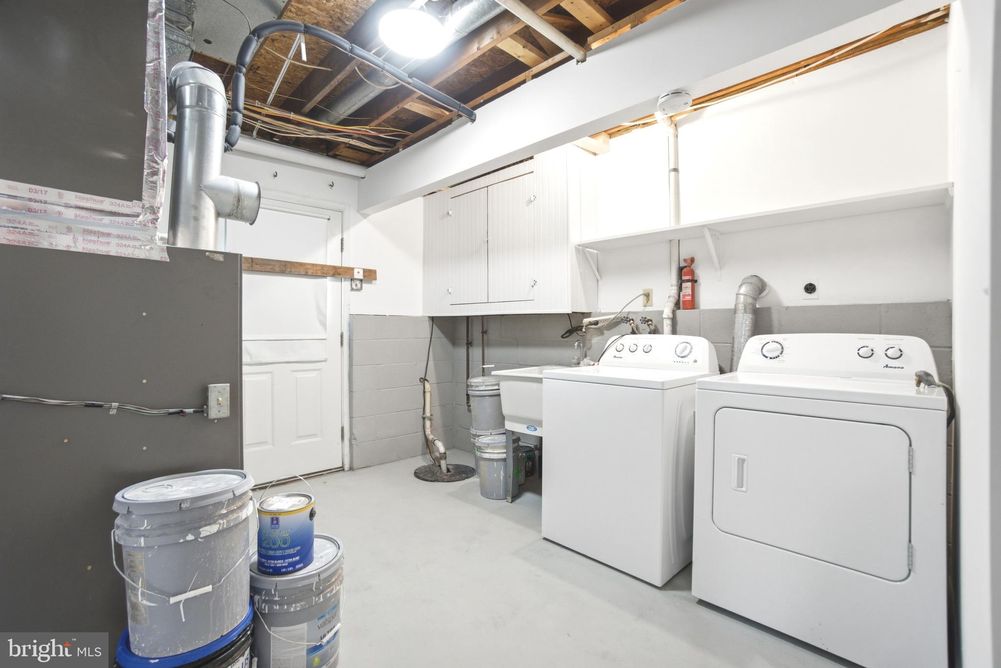 HILLTOP PARK - Residential