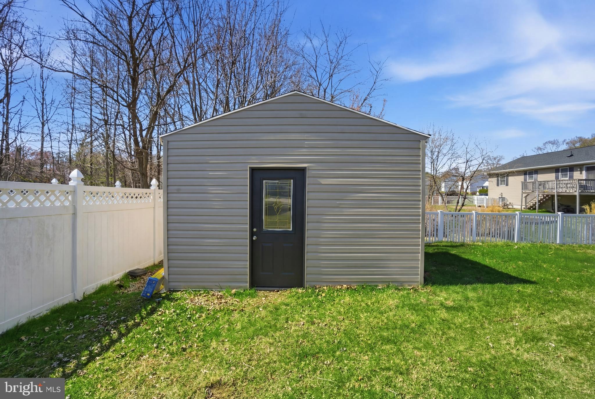 HILLTOP PARK - Residential