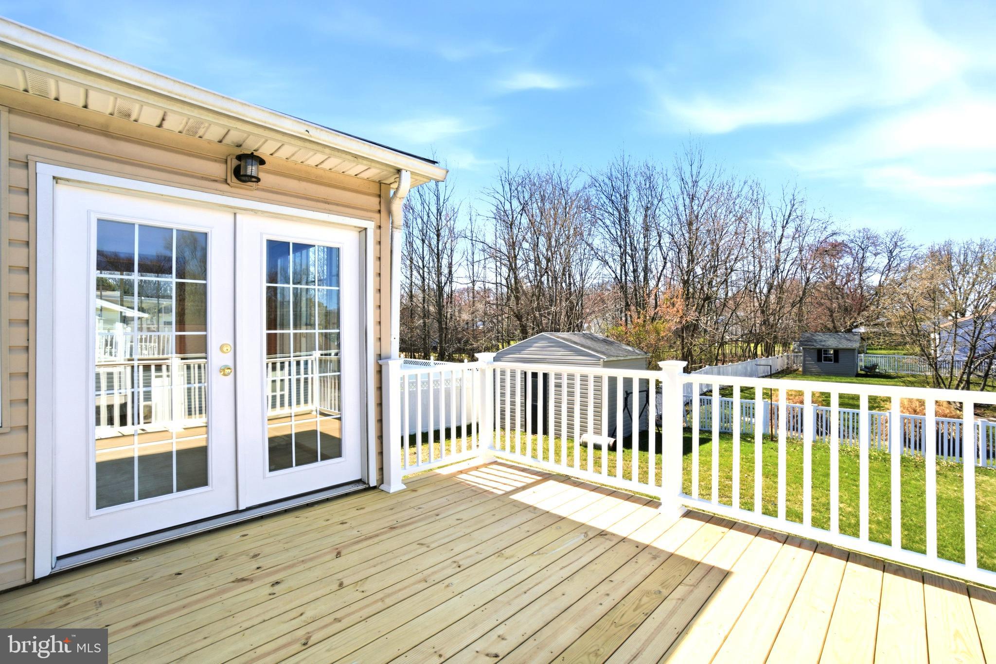 HILLTOP PARK - Residential