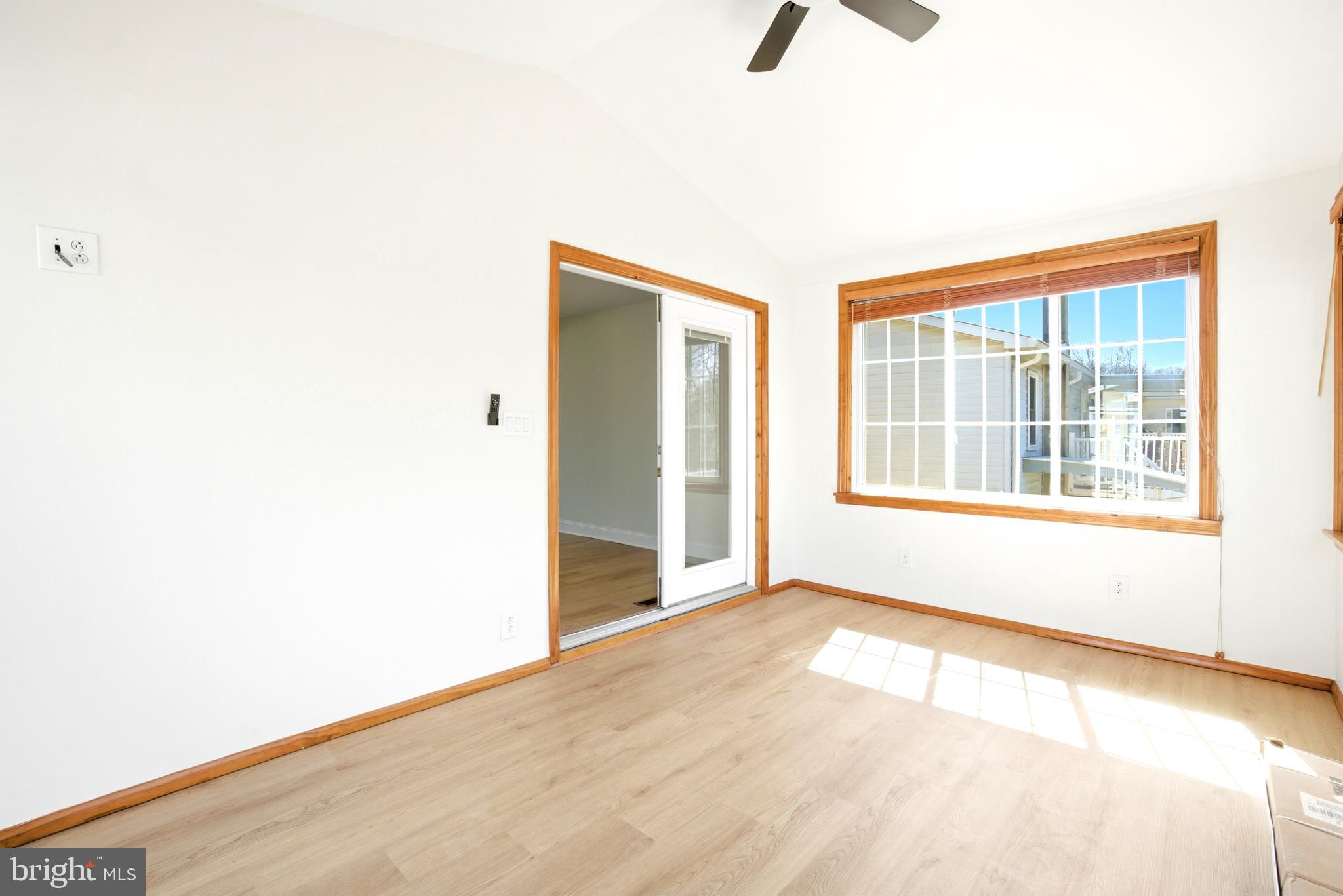 HILLTOP PARK - Residential