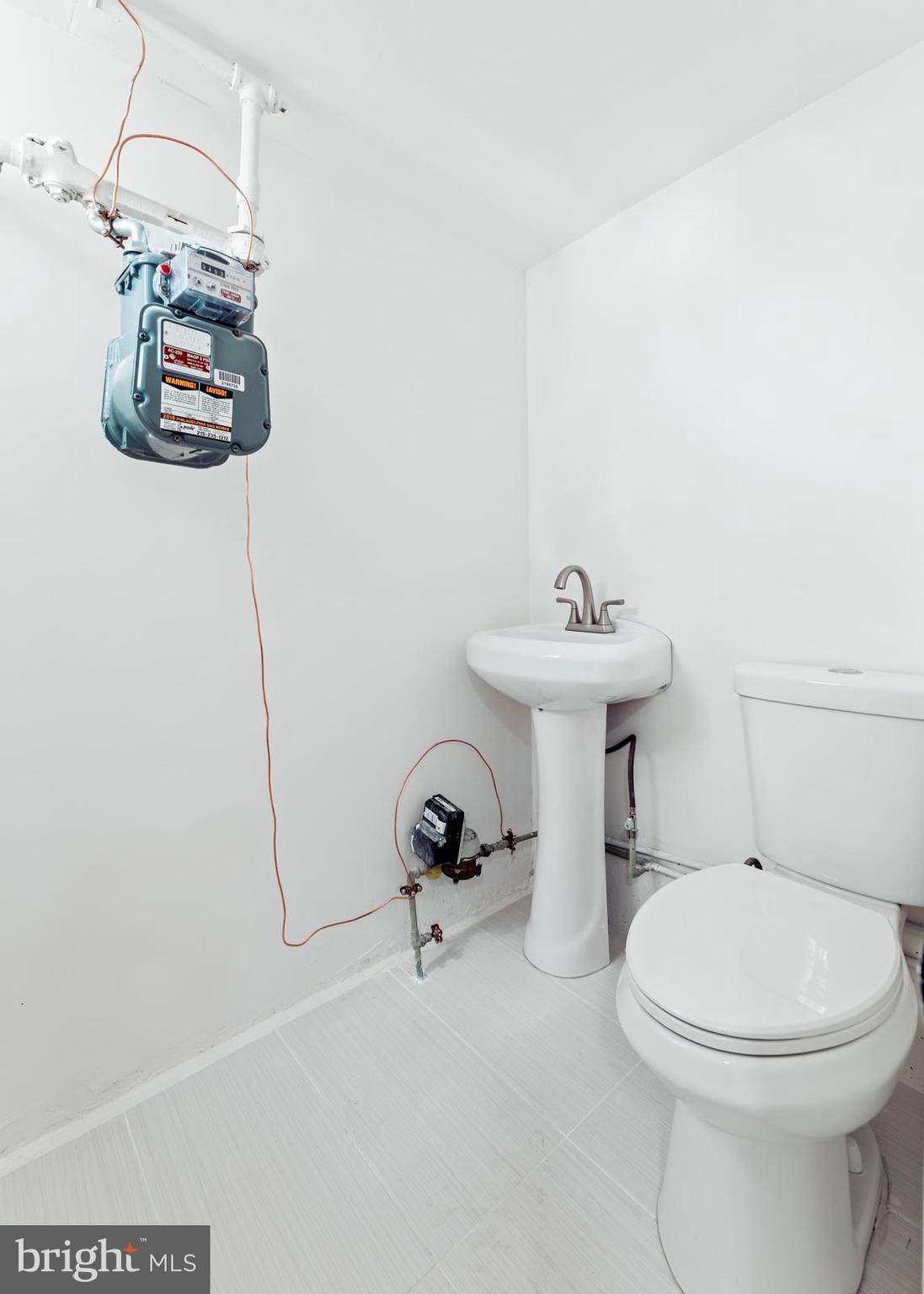 WEST OAK LANE - Residential