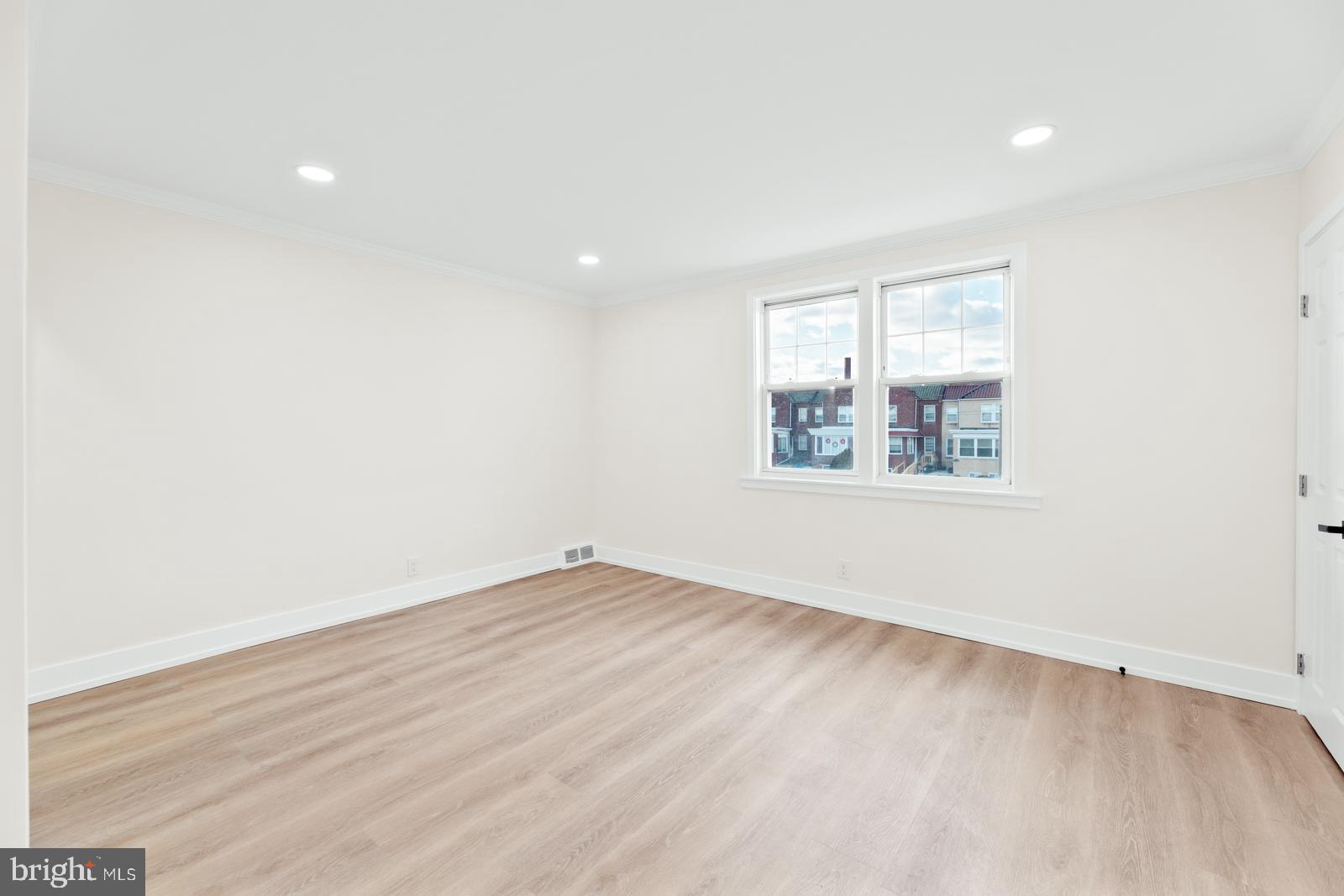 WEST OAK LANE - Residential