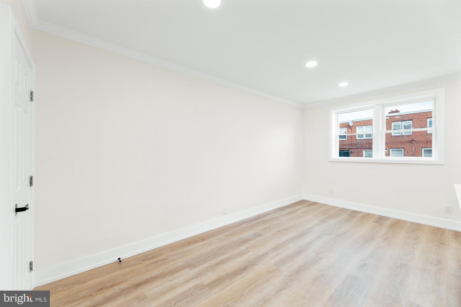 WEST OAK LANE - Residential