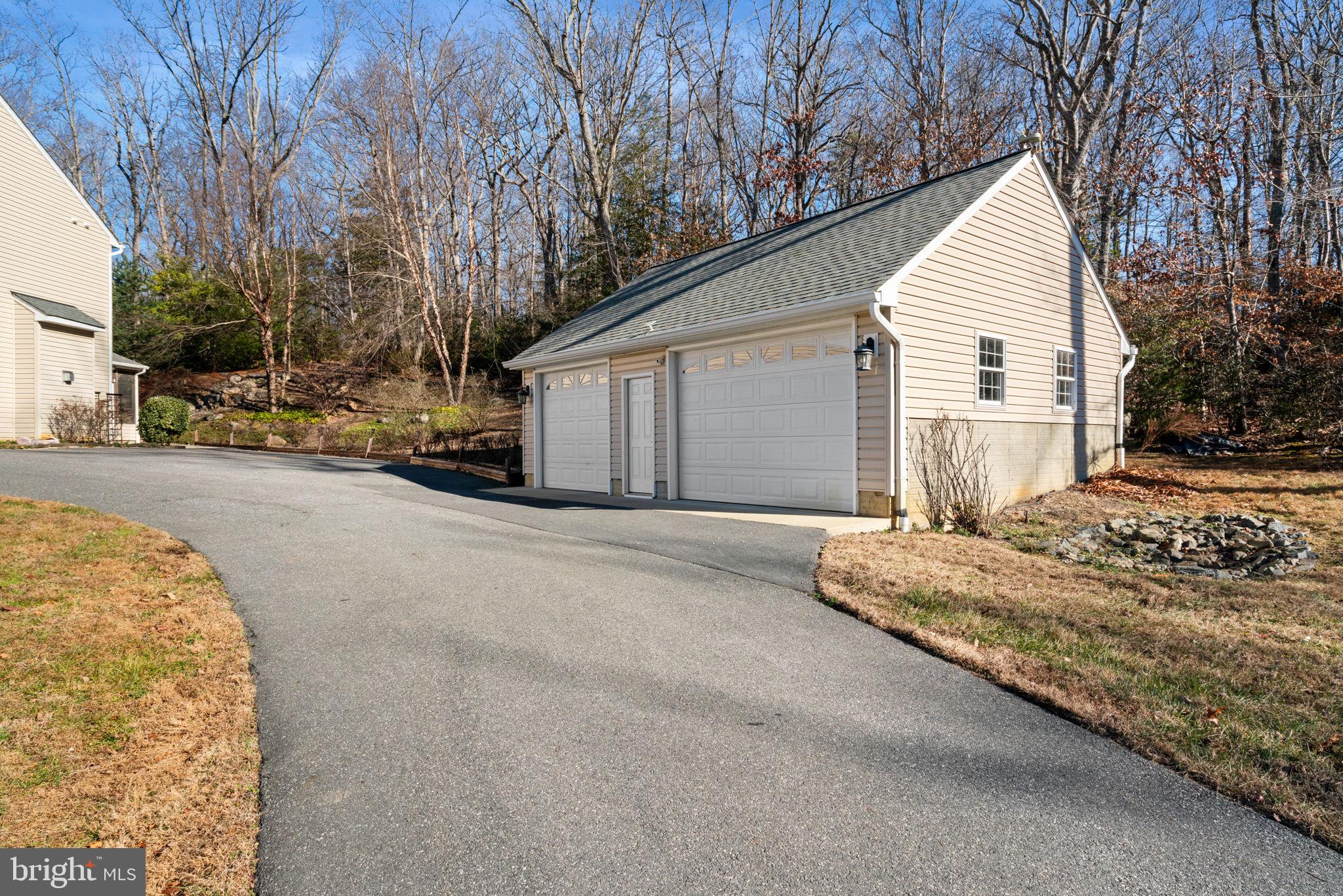 BROOKE RIDGE - Residential