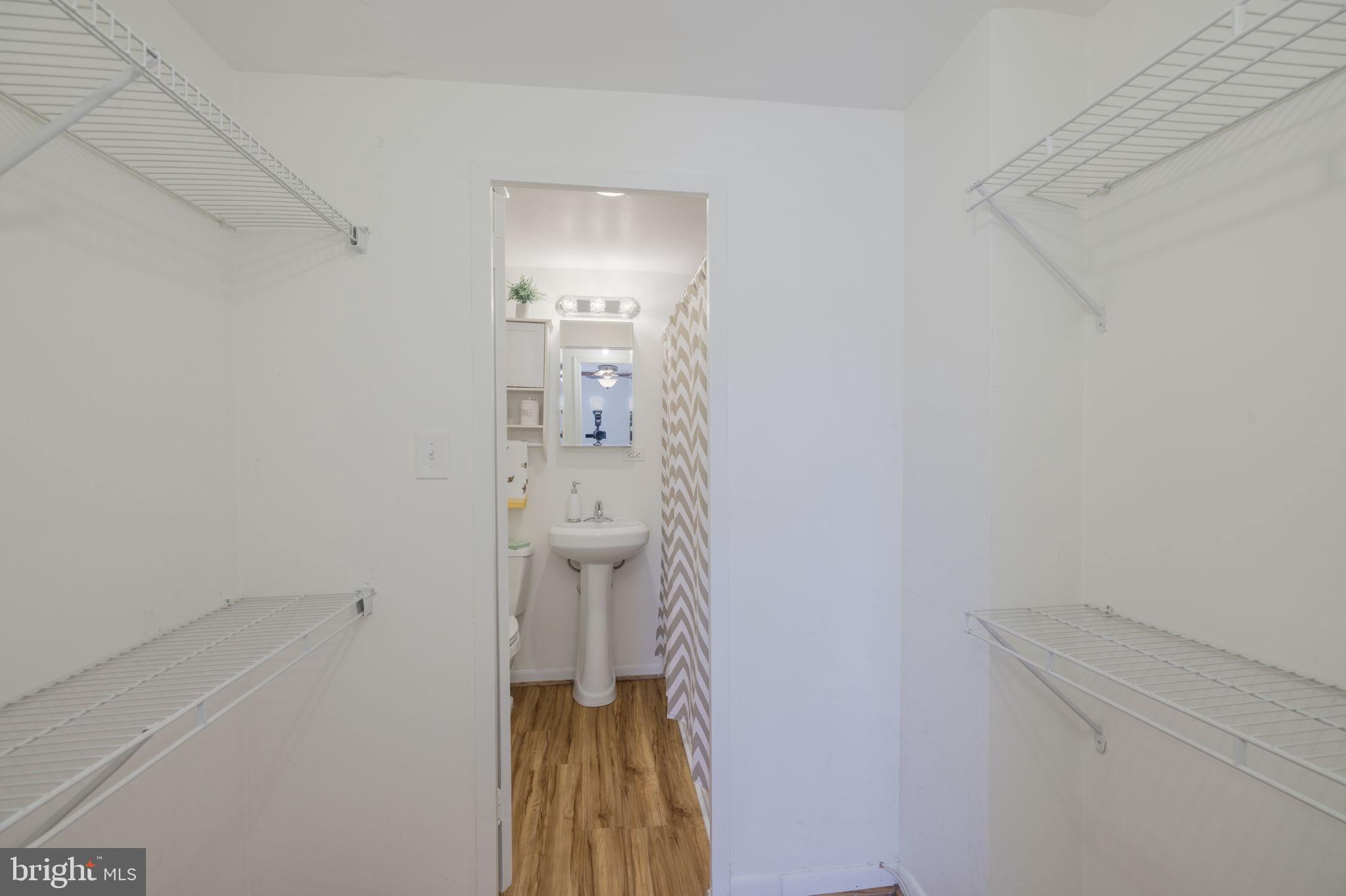 FORTY SIX HUNDRED - Residential