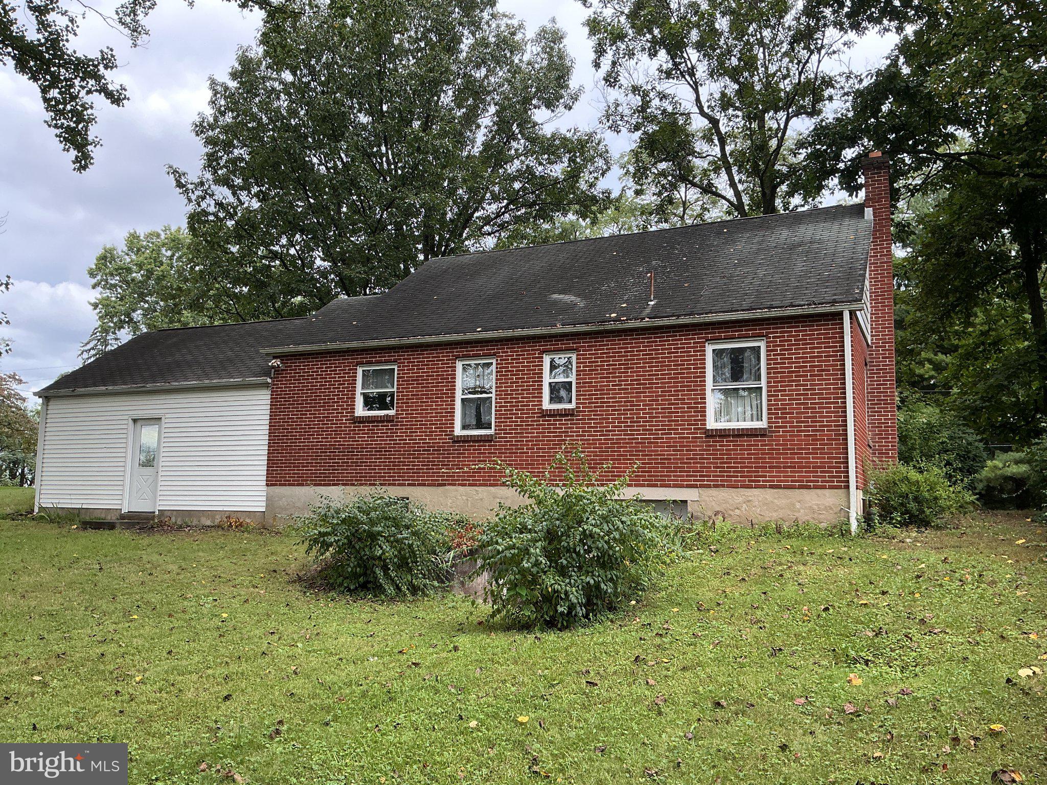 1108 RIDGE ROAD