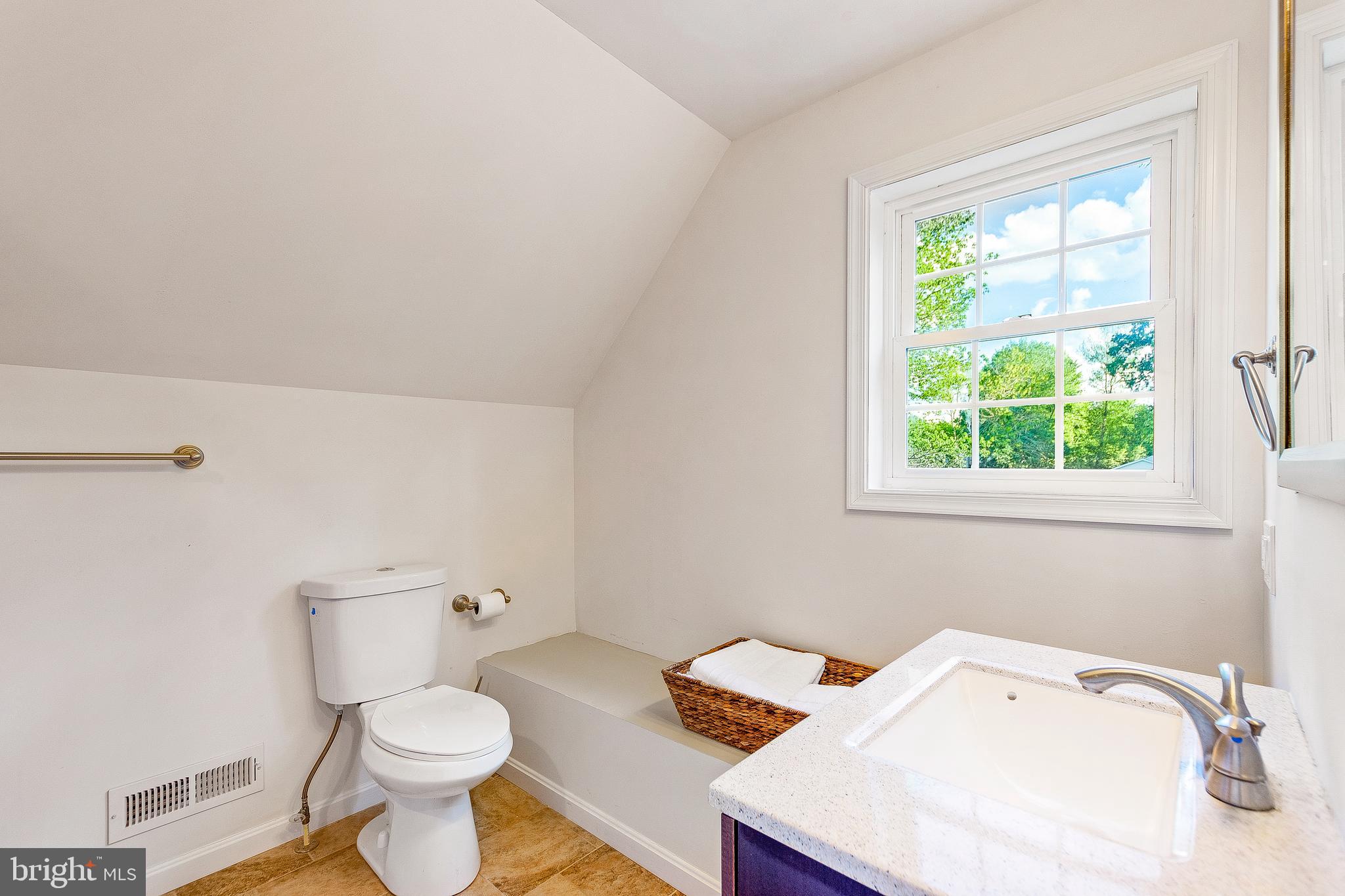 NORTH CHESAPEAKE BEACH - Residential