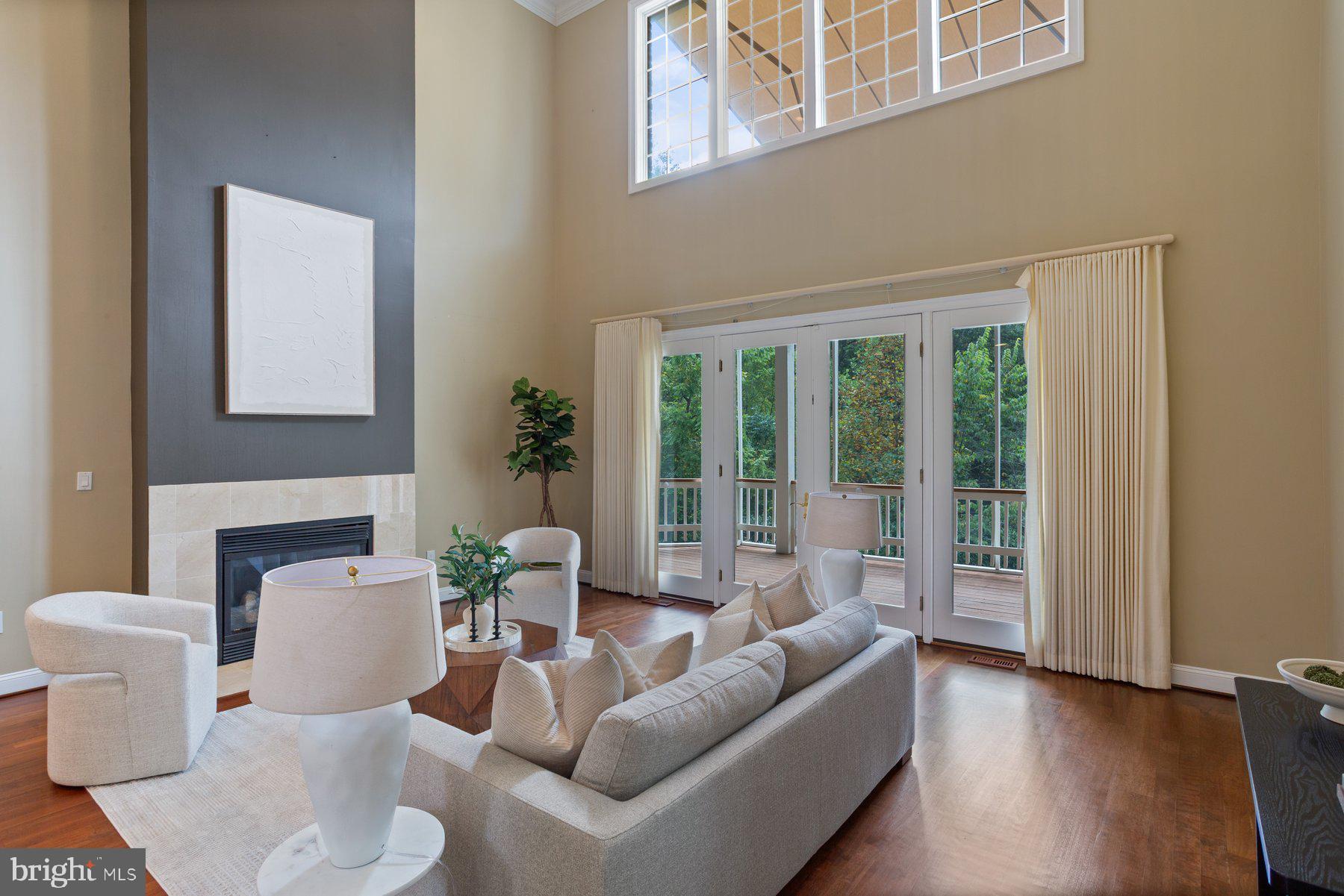 BEACON HILL - Residential