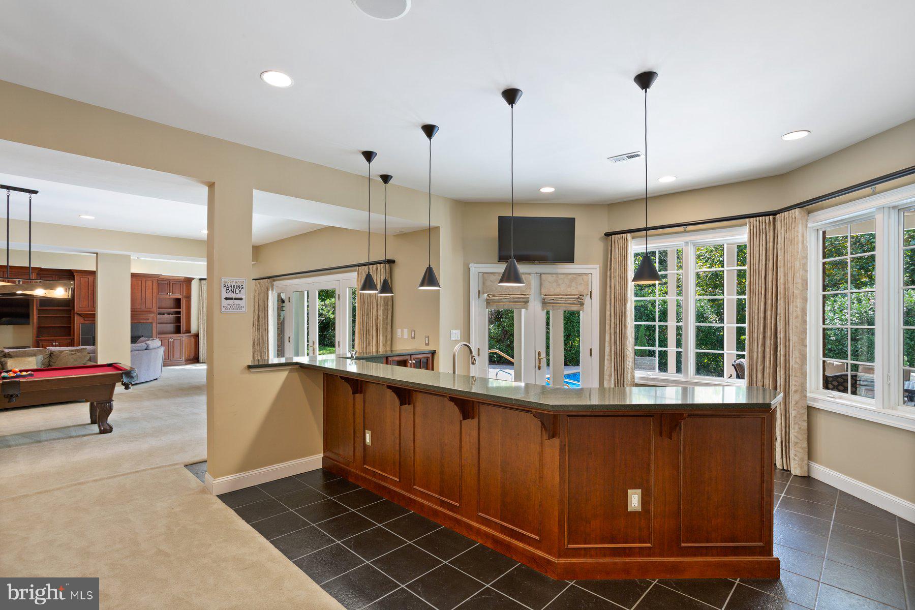 BEACON HILL - Residential