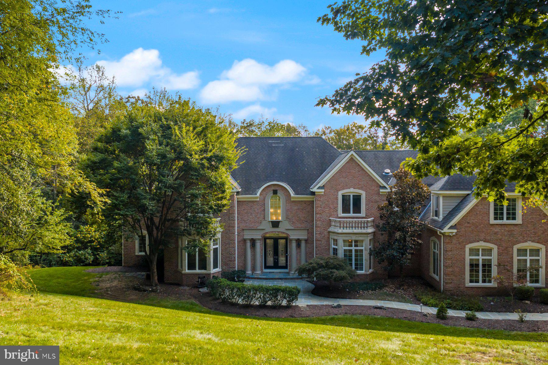 BEACON HILL - Residential