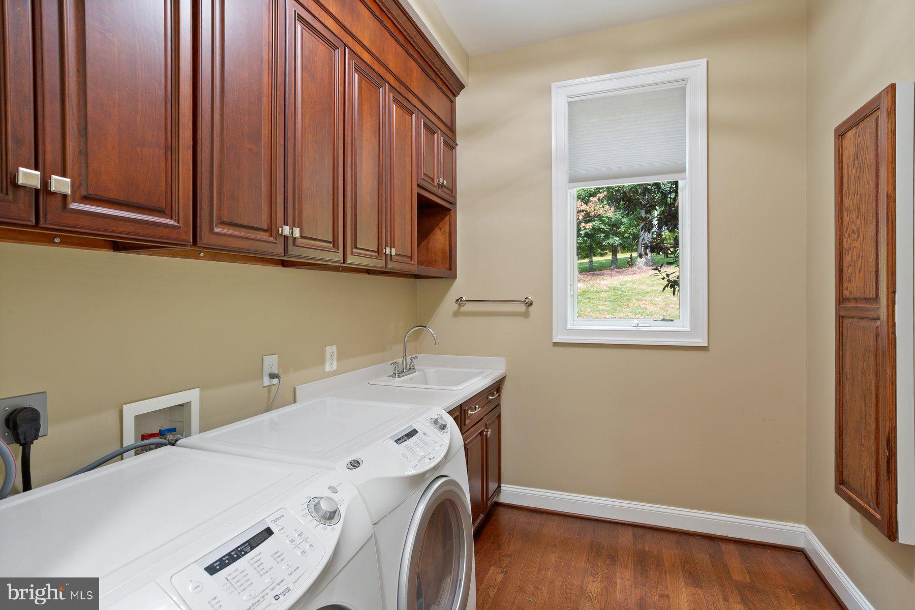 BEACON HILL - Residential