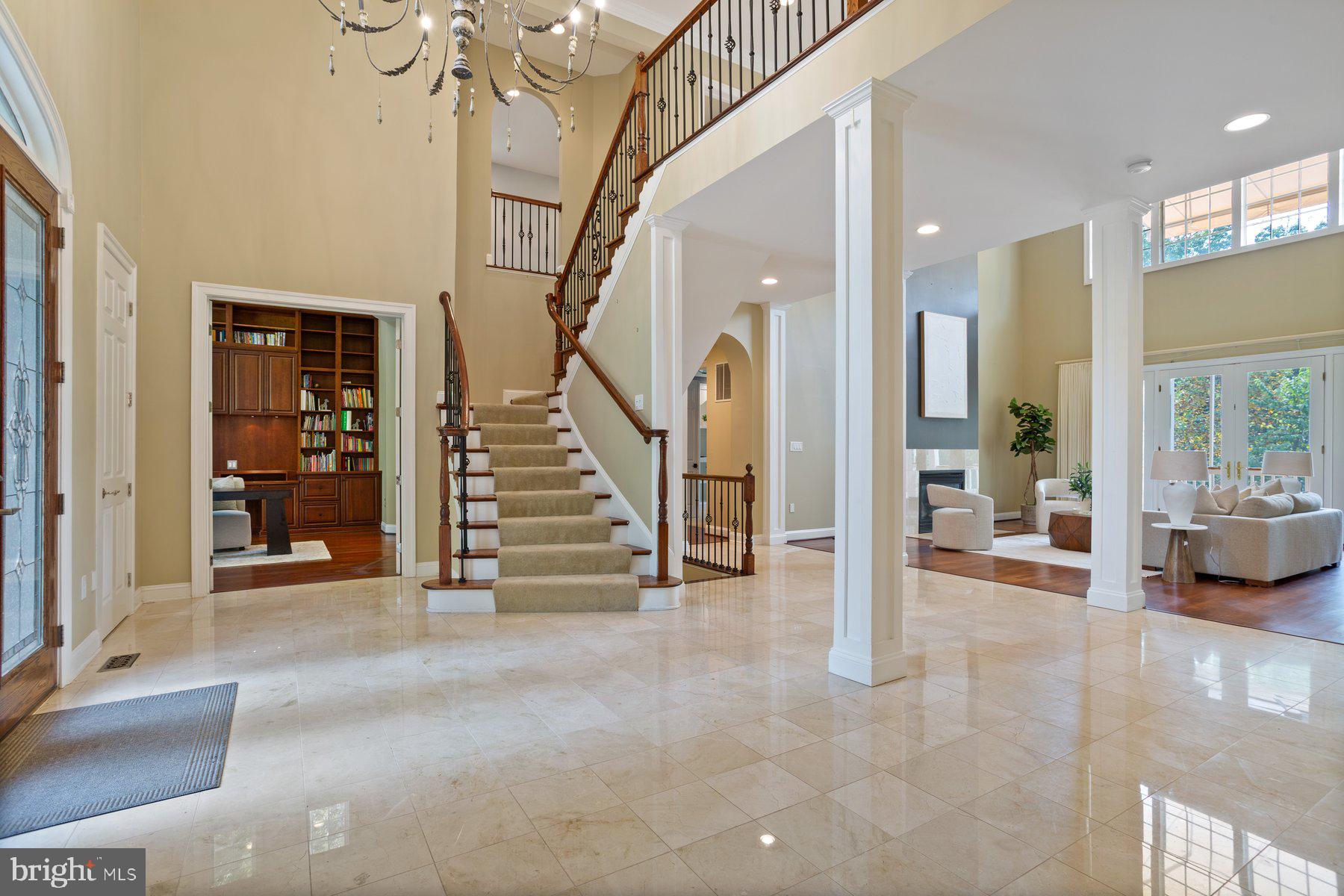 BEACON HILL - Residential