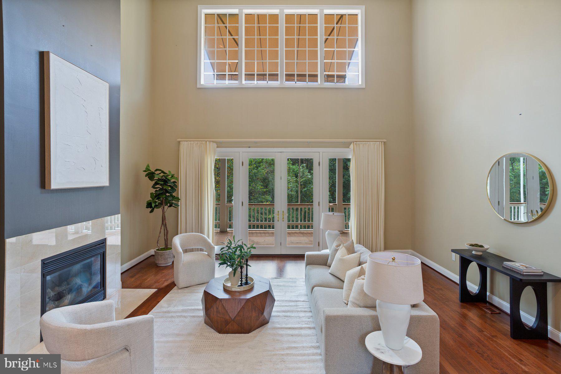 BEACON HILL - Residential