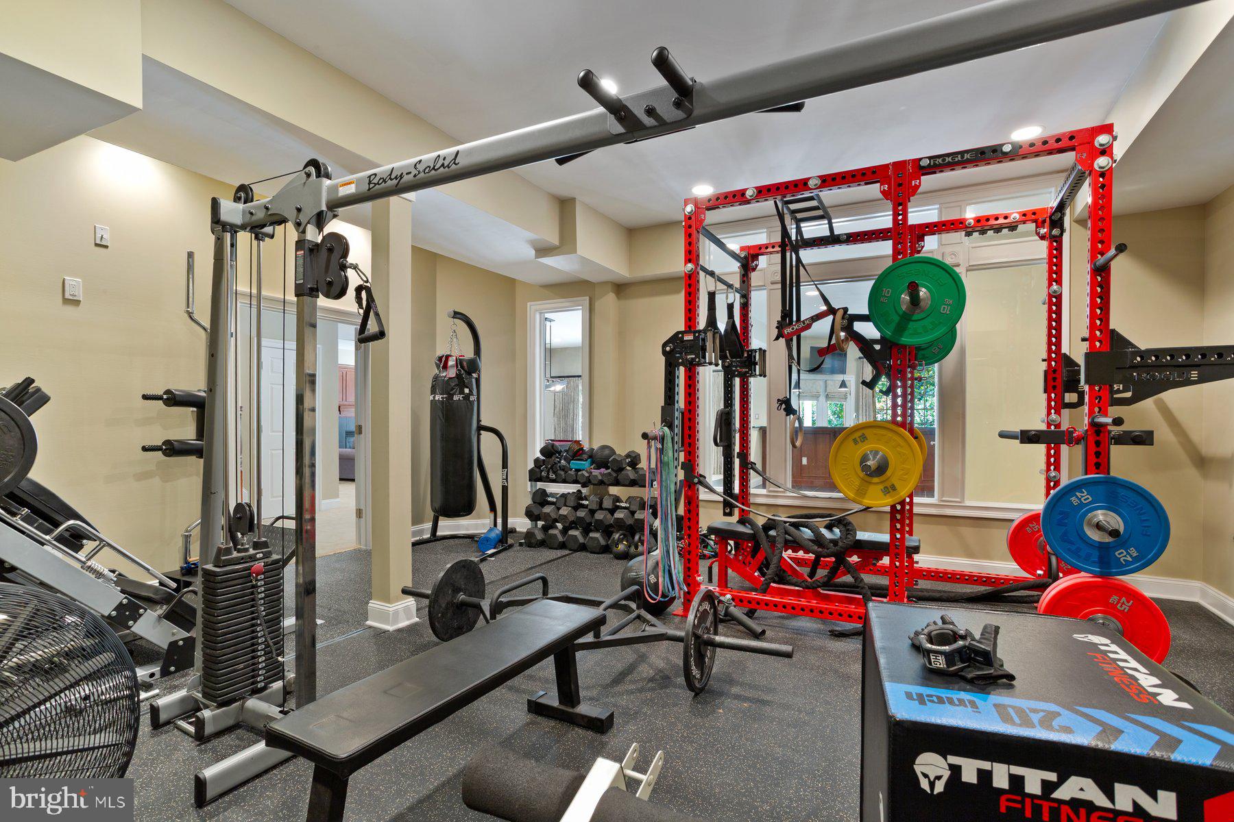 BEACON HILL - Residential