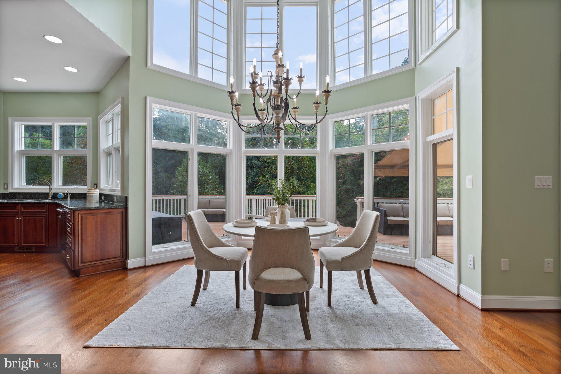 BEACON HILL - Residential