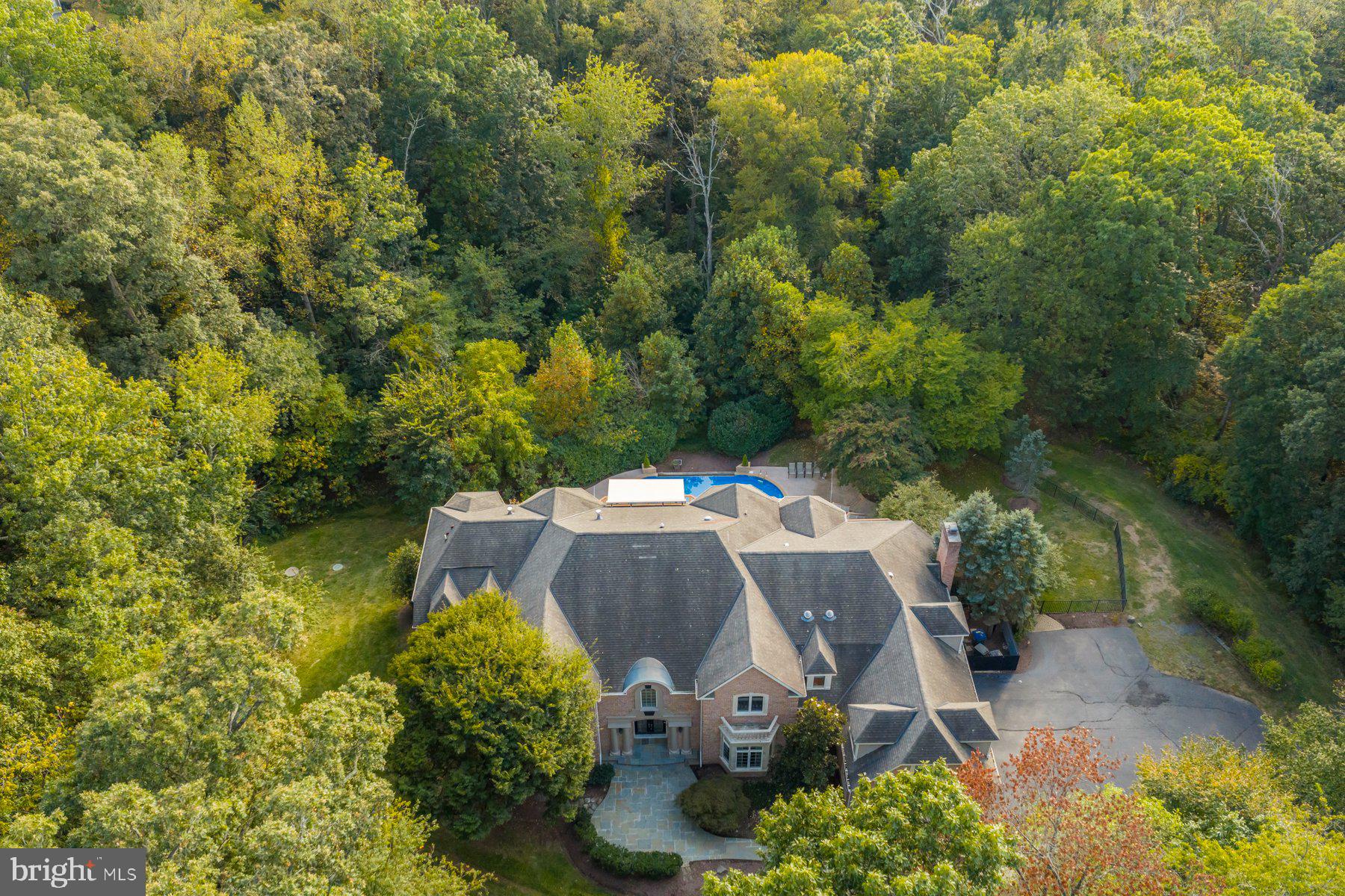 BEACON HILL - Residential