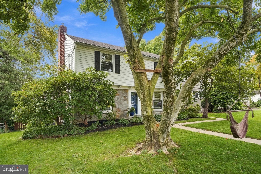 Photo of 1008 Skyline Drive, LANCASTER, PA 17601 (MLS # PALA2096044)