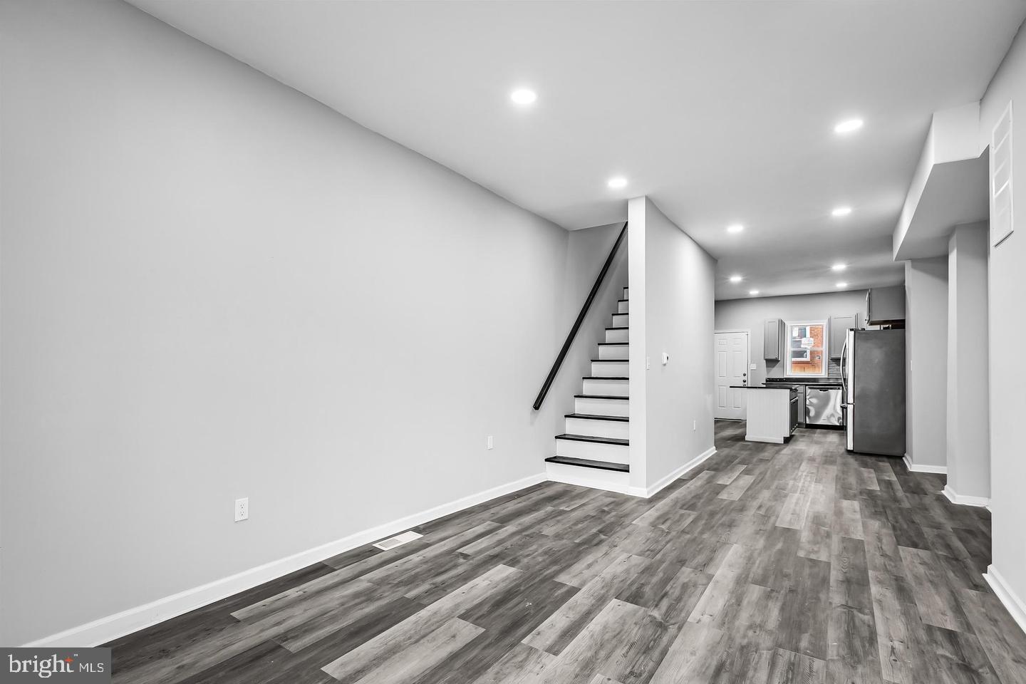 MCELDERRY PARK - Residential Lease