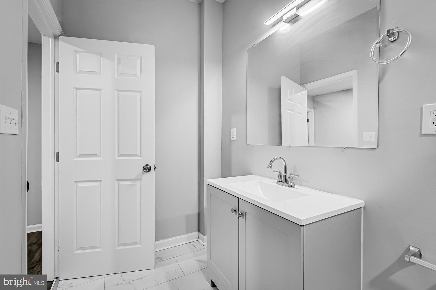 MCELDERRY PARK - Residential Lease