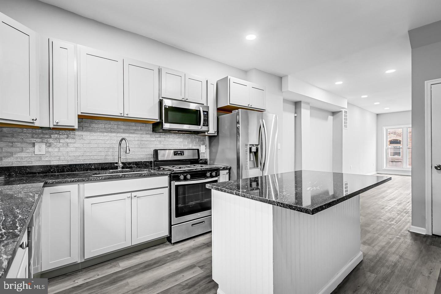 MCELDERRY PARK - Residential Lease