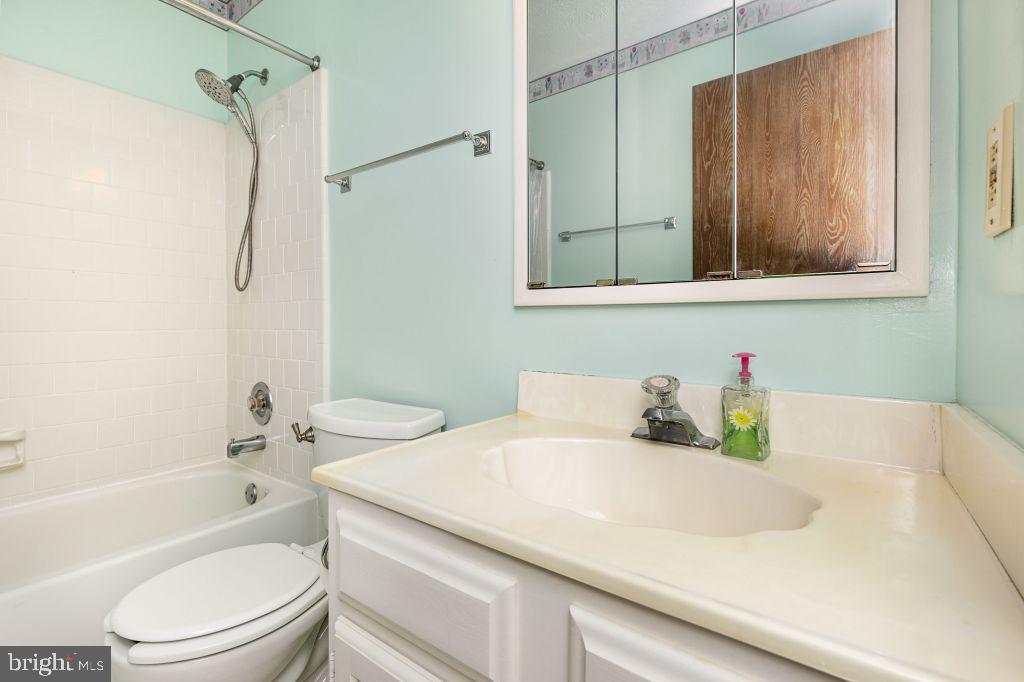 AQUIA HARBOUR - Residential