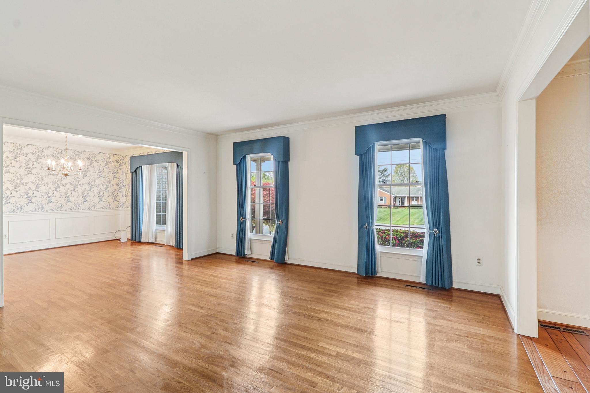 ROSEMONT - Residential