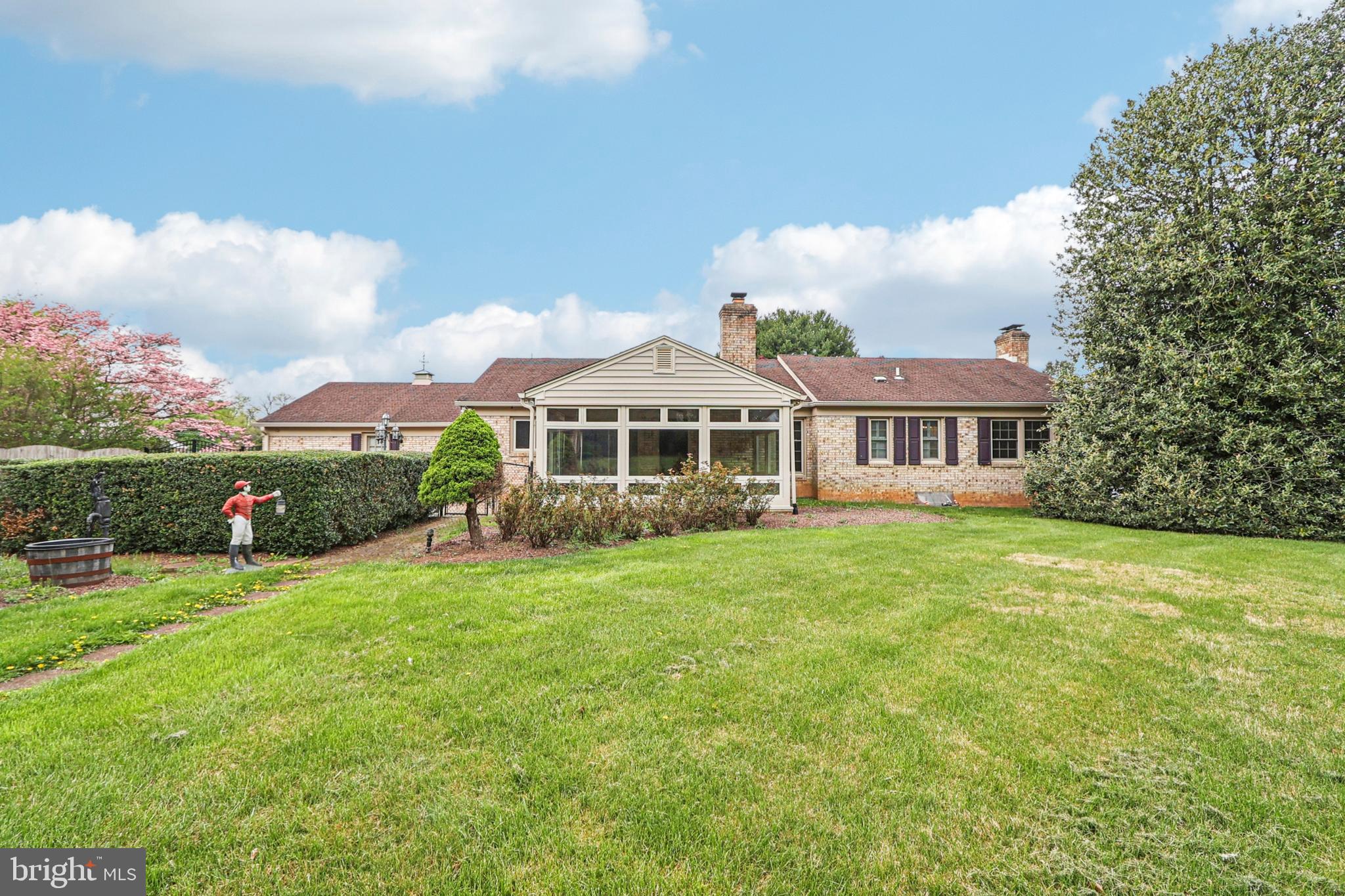 ROSEMONT - Residential