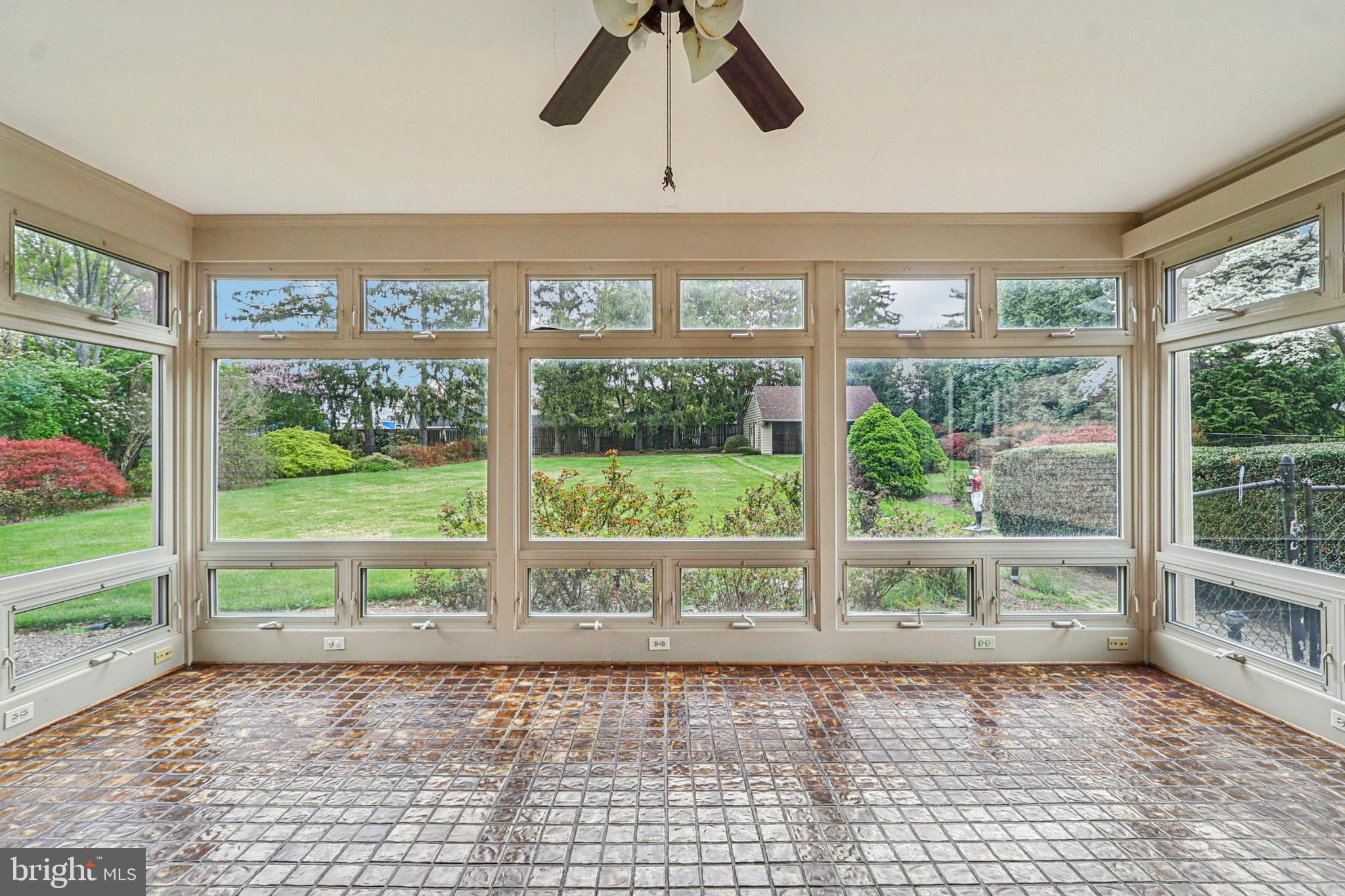 ROSEMONT - Residential