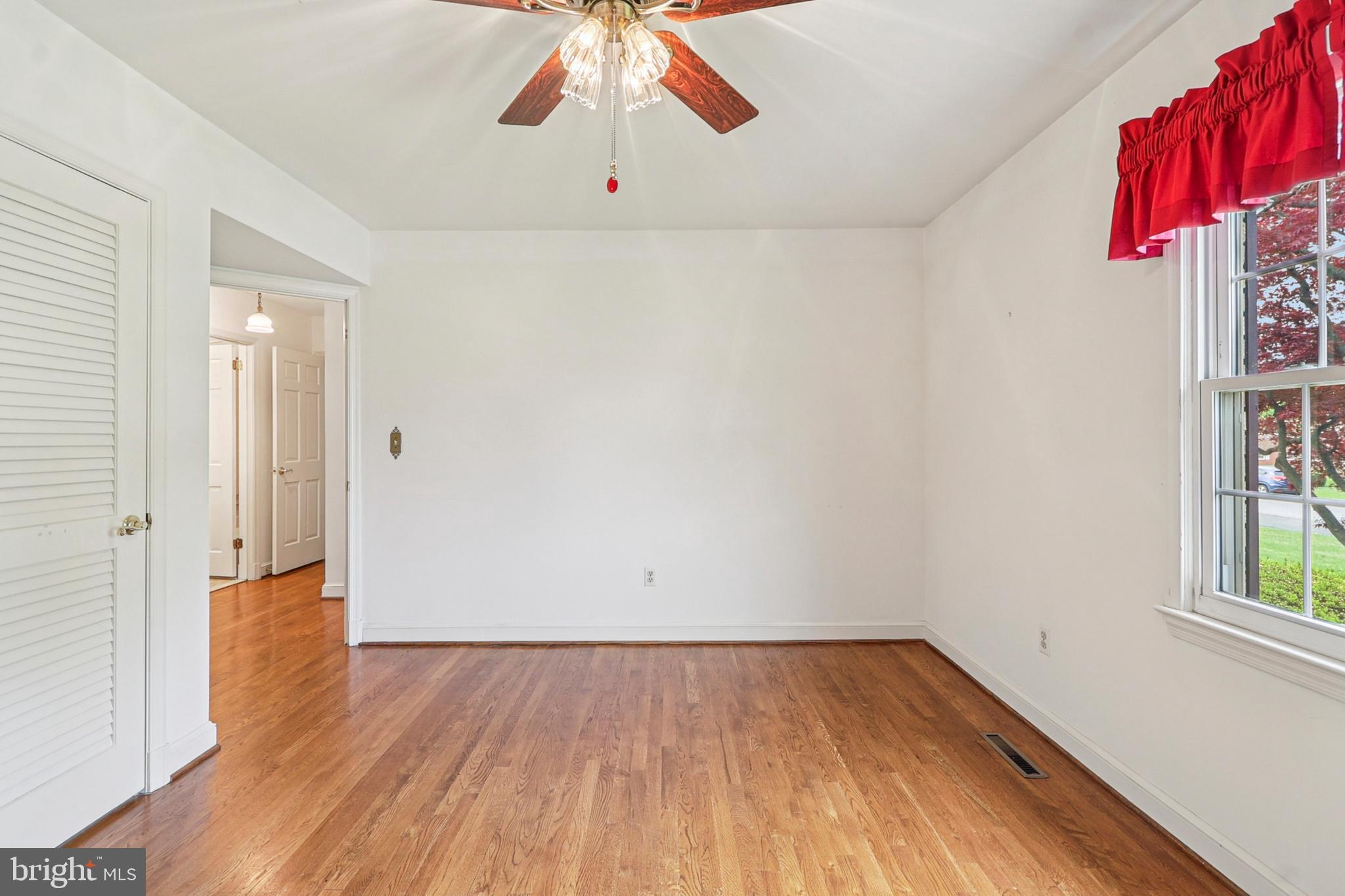 ROSEMONT - Residential